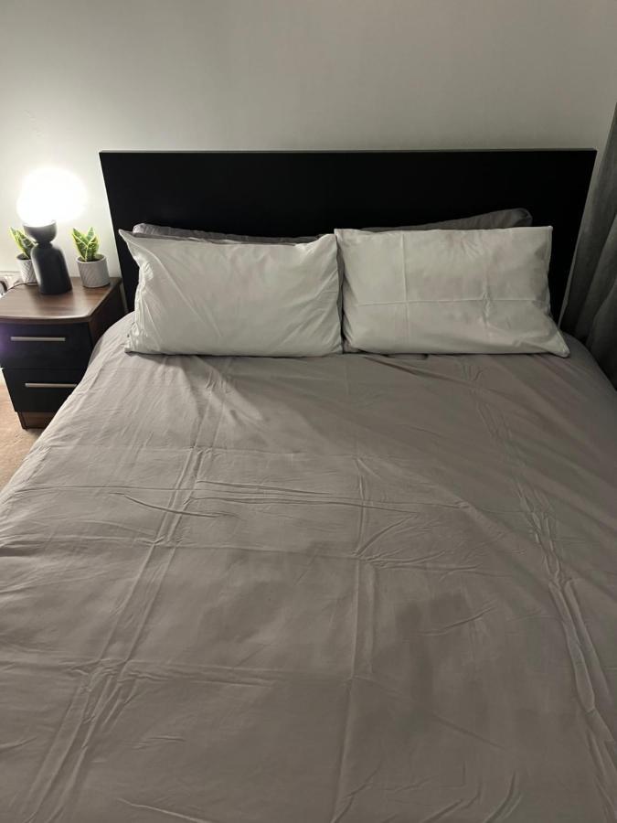 Luxurious Dlr Apartment London Ngoại thất bức ảnh